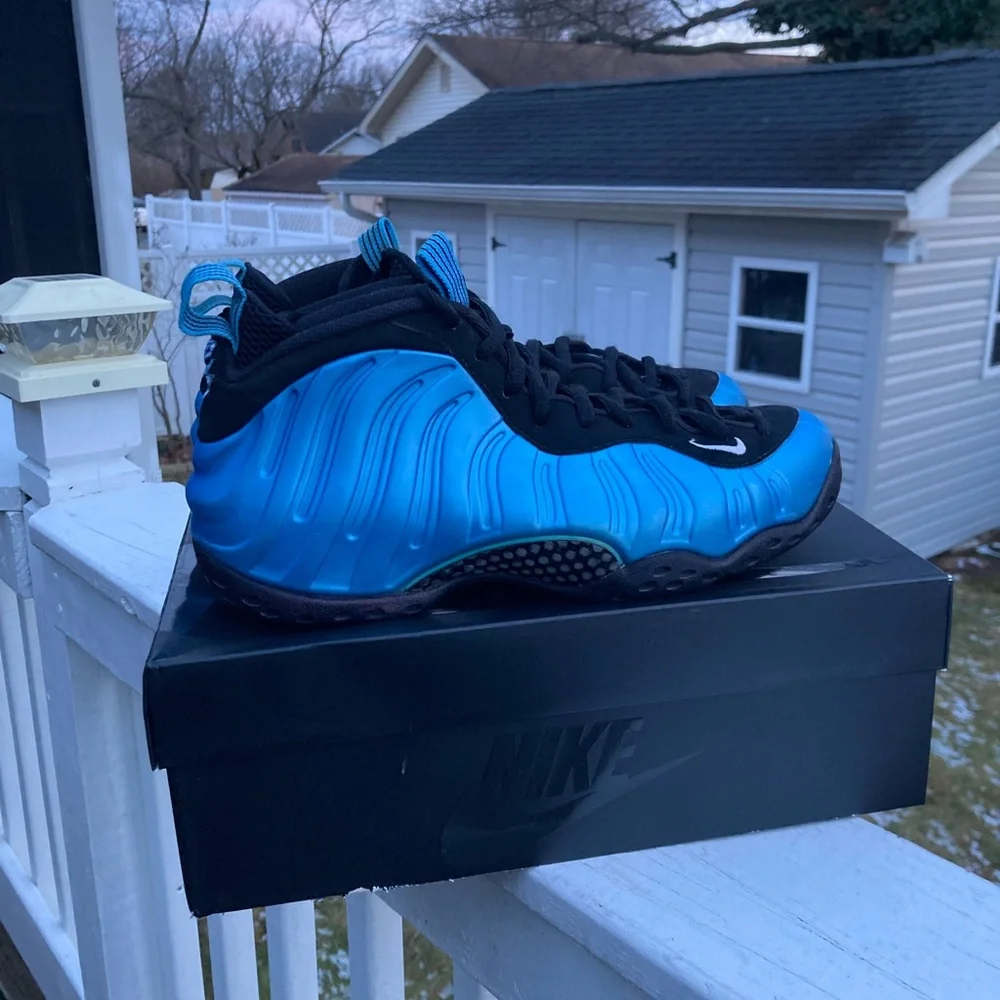 Nike Foamposite One PRM University Blue size 10 mens - Picture 2 of 8